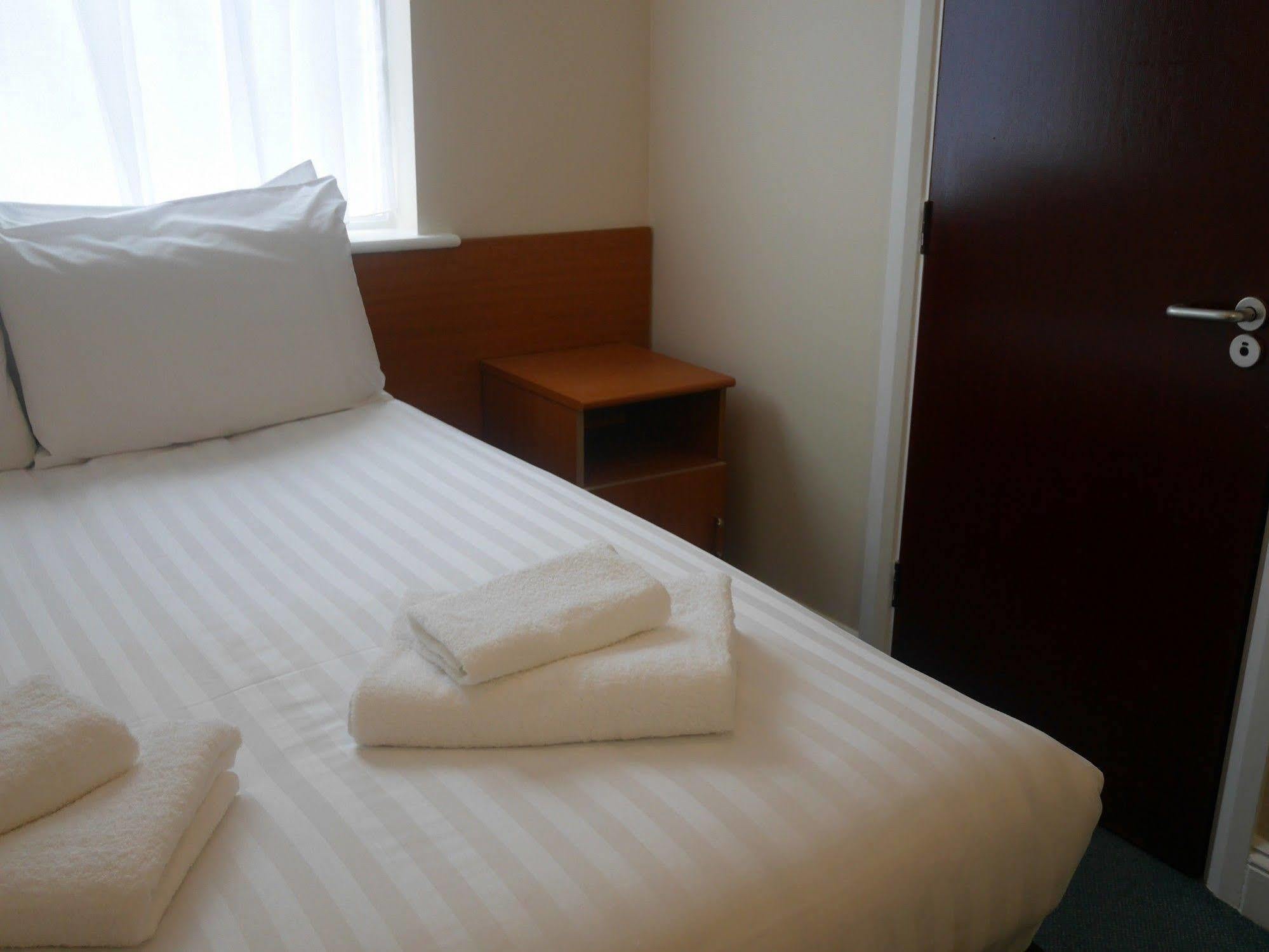 Sk Heathrow Hotel Гейс Екстер'єр фото
